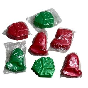 Festive Red and Green Holiday Jello Jelly Molds Gingerbread House Bell Socking 7